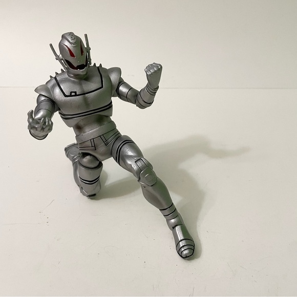 Marvel Legends Hasbro Ultron Action Figure - Picture 12 of 15